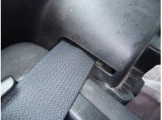 CINTURON SEGURIDAD TRASERO DERECHO 