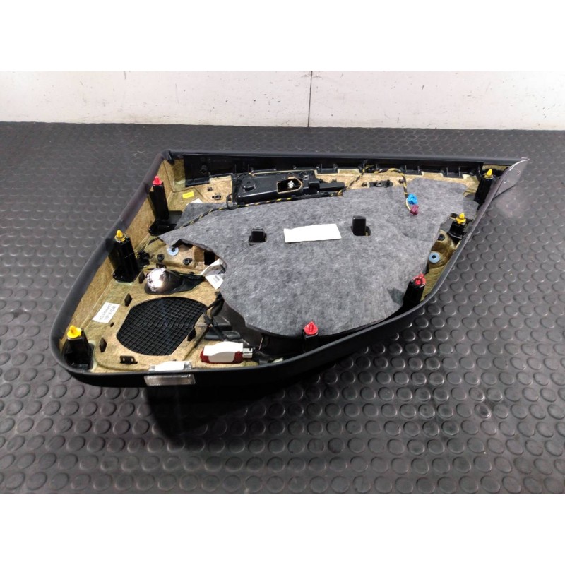 Recambio de guarnecido puerta trasera izquierda para mercedes-benz clase cls (w218) cls 250 cdi be (218.303) referencia OEM IAM 