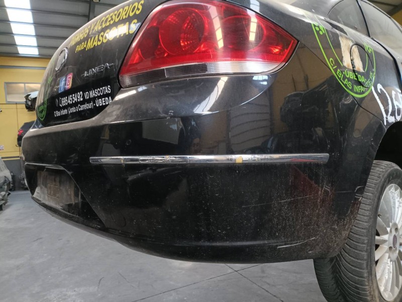 Recambio de paragolpes trasero para fiat linea (110) 1.3 16v jtd cat referencia OEM IAM   