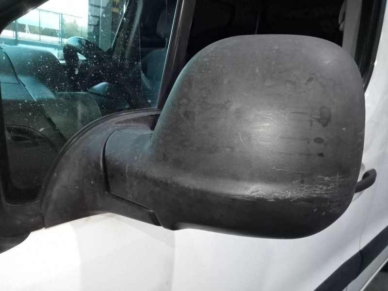 Recambio de retrovisor izquierdo electrico para peugeot partner kasten confort l1 referencia OEM IAM   