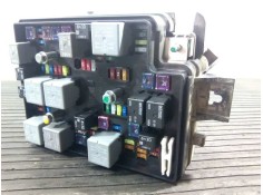 Recambio de caja reles / fusibles para chevrolet aveo sedán referencia OEM IAM 95180488  E3-A5-11-1 2