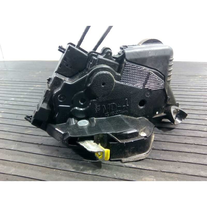 Recambio de cerradura puerta delantera izquierda para toyota yaris referencia OEM IAM   E2-B4-5-2