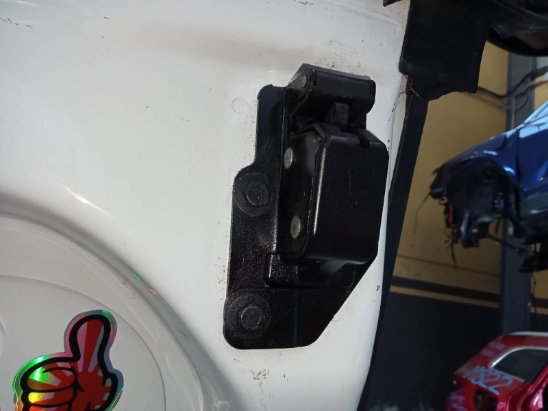 Recambio de cerradura maletero / porton para peugeot partner kasten confort l1 referencia OEM IAM   