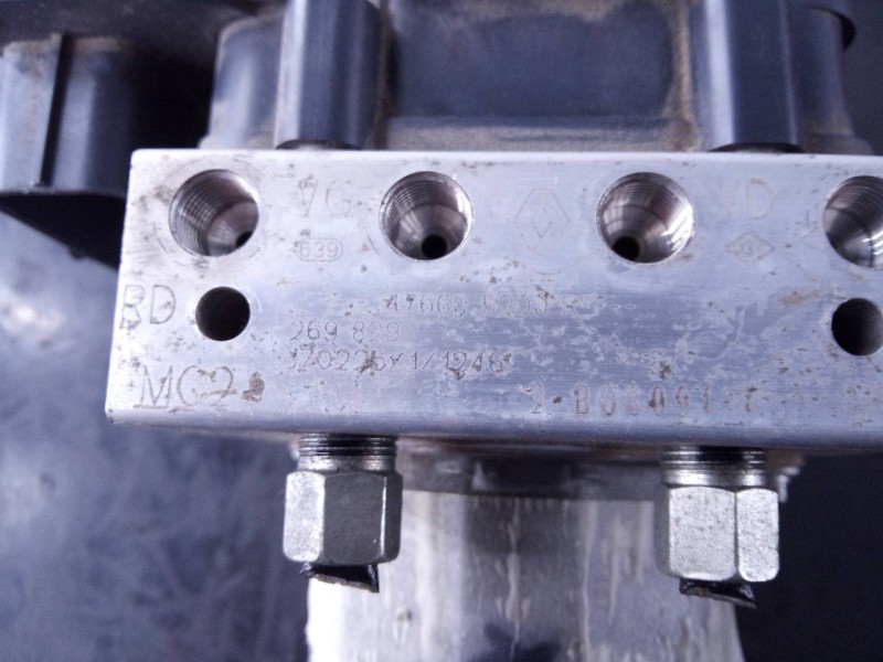 Recambio de abs para renault kadjar zen referencia OEM IAM 476605200R 269829 P3-A8-24-2