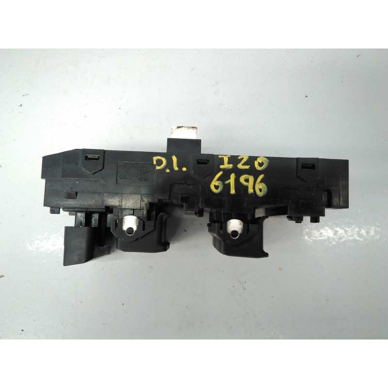 Recambio de mando elevalunas delantero izquierdo para hyundai i20 trend referencia OEM IAM 93570C8120  E3-A3-29-3