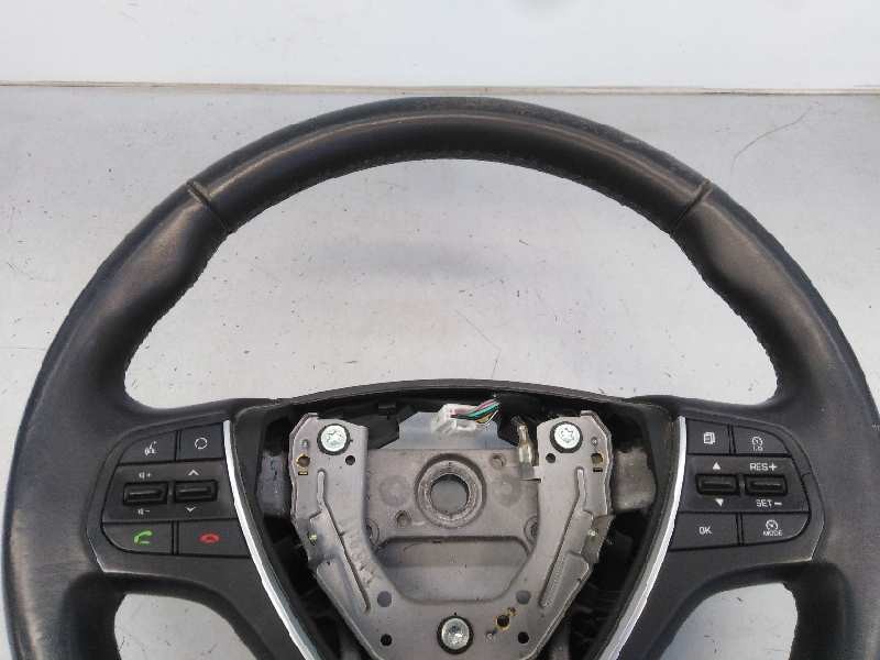 Recambio de volante para hyundai i20 trend referencia OEM IAM 56100C8630  E2-B5-29-1