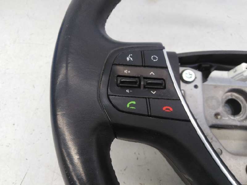 Recambio de volante para hyundai i20 trend referencia OEM IAM 56100C8630  E2-B5-29-1