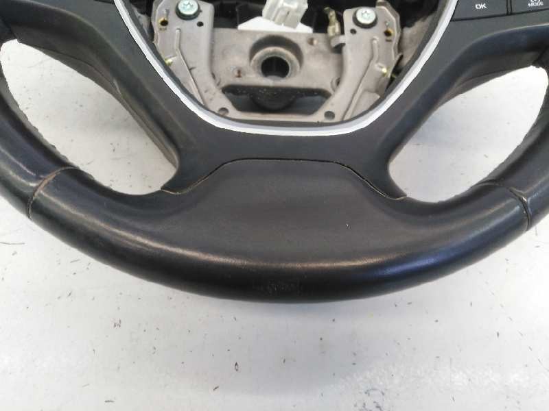 Recambio de volante para hyundai i20 trend referencia OEM IAM 56100C8630  E2-B5-29-1