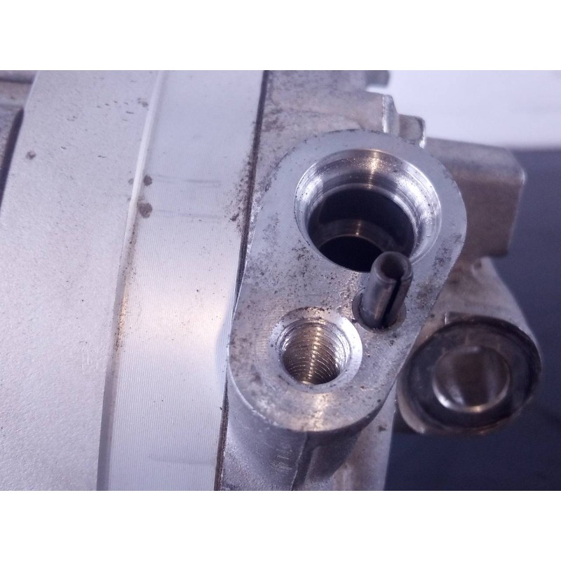 Recambio de compresor aire acondicionado para hyundai ioniq hybrid referencia OEM IAM F502CWFAA04 HES27MGTA362 P3-B2-8-3