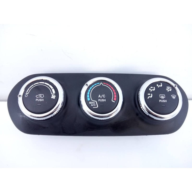 Recambio de mando climatizador para jeep renegade sport 4x2 referencia OEM IAM 07356577920 838744Z E3-B6-22-2