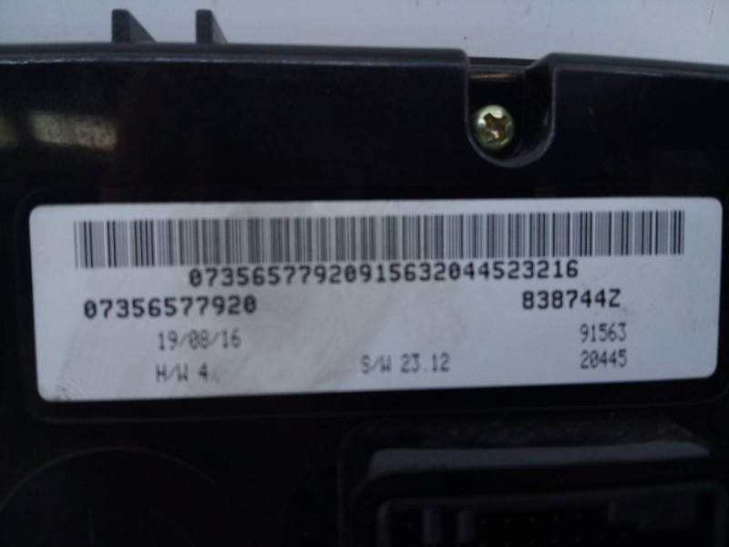 Recambio de mando climatizador para jeep renegade sport 4x2 referencia OEM IAM 07356577920 838744Z E3-B6-22-2