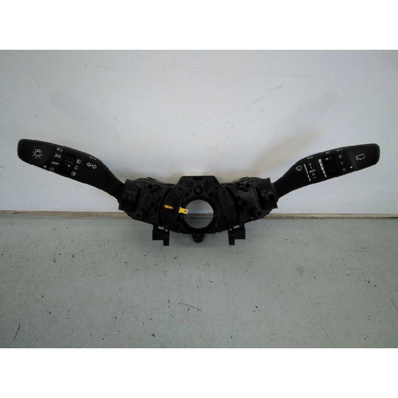 Recambio de mando intermitentes para hyundai i20 trend referencia OEM IAM 299141440 299141431 E3-A3-59-1