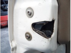 CERRADURA PUERTA TRASERA IZQUIERDA 