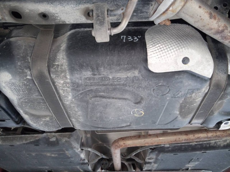 Recambio de deposito combustible para hyundai ioniq hybrid referencia OEM IAM 31150G2000  