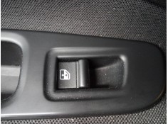 MANDO ELEVALUNAS TRASERO IZQUIERDO 