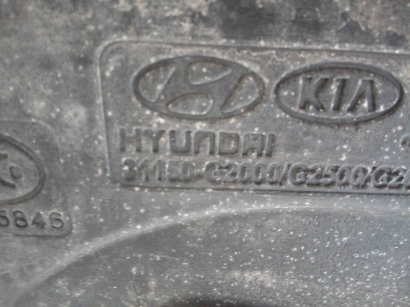 Recambio de deposito combustible para hyundai ioniq hybrid referencia OEM IAM 31150G2000  