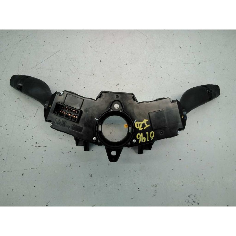 Recambio de mando intermitentes para hyundai i20 trend referencia OEM IAM 299141440 299141431 E3-A3-59-1
