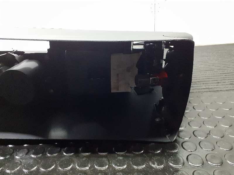 Recambio de consola central para audi q3 (8u) 2.0 tdi (130kw) ambiente quattro referencia OEM IAM 8U0864981A 8U0862533 P2-B2-19