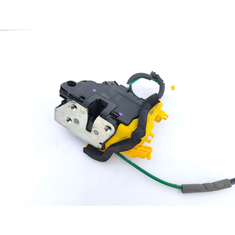 Recambio de cerradura puerta delantera derecha para hyundai i30 (gd) trend referencia OEM IAM 81320A6110  E2-B5-55-1