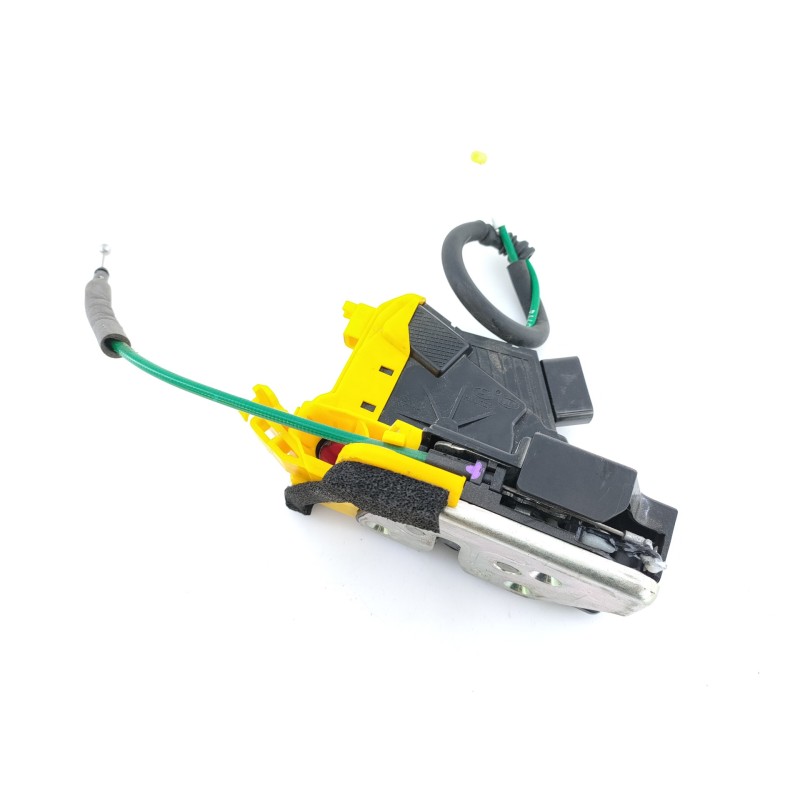 Recambio de cerradura puerta delantera derecha para hyundai i30 (gd) trend referencia OEM IAM 81320A6110  E2-B5-55-1