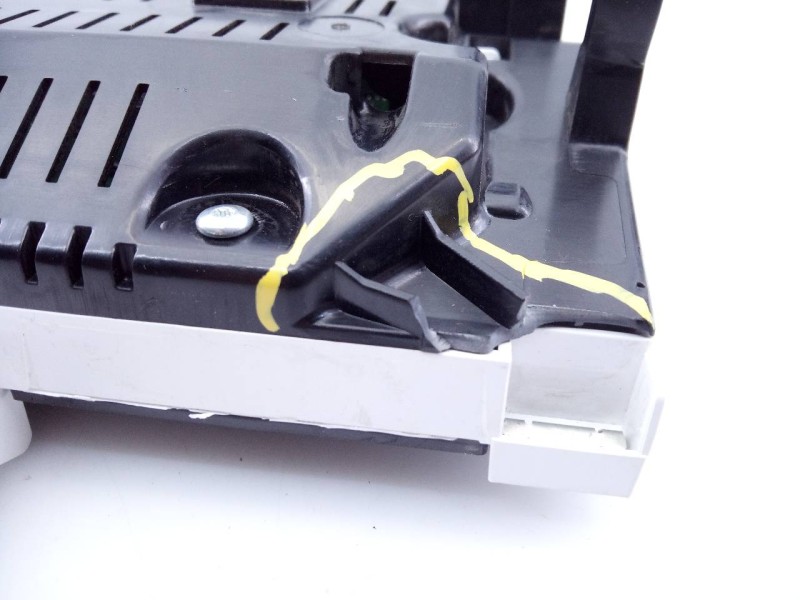 Recambio de cuadro instrumentos para volkswagen t-roc sport referencia OEM IAM 2GJ920310B  E2-A1-13-2