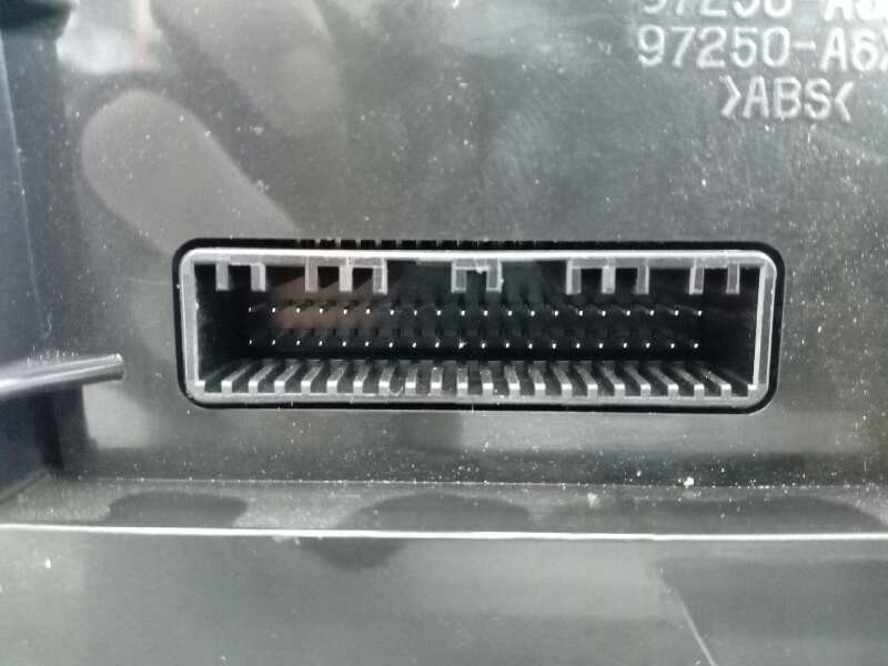 Recambio de mando climatizador para hyundai i30 (gd) trend referencia OEM IAM 97250A6520GU A2C31608500 E3-A3-49-3