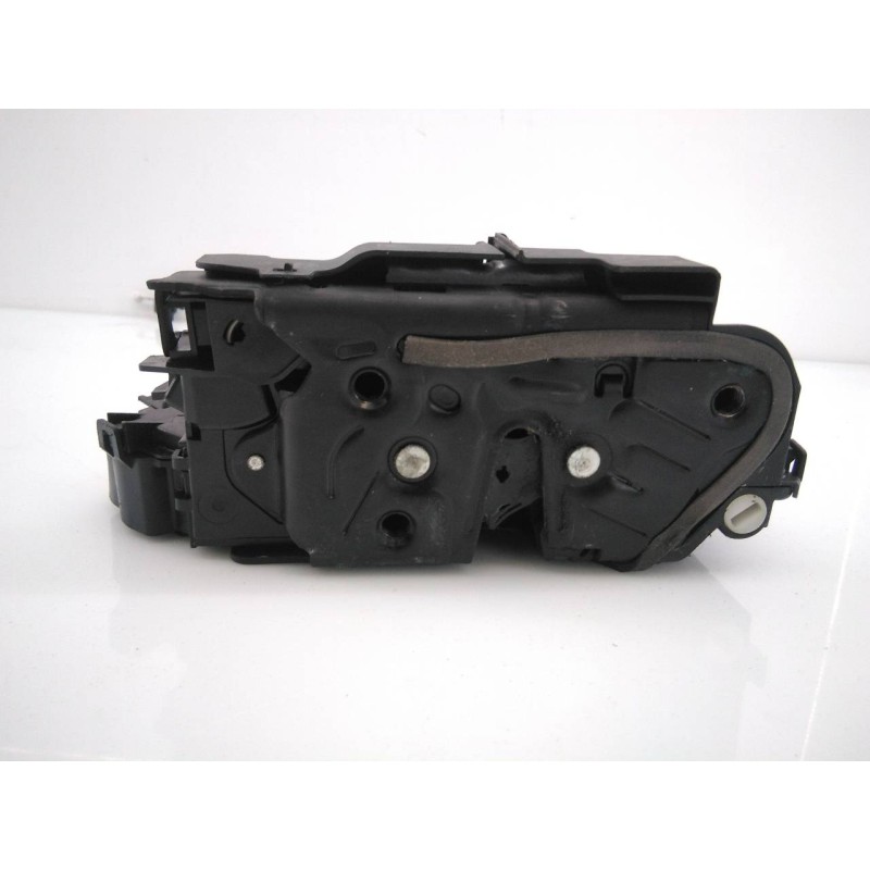 Recambio de cerradura puerta trasera izquierda para volkswagen golf vii lim. (5g1) referencia OEM IAM 45370180  E1-B6-12-1