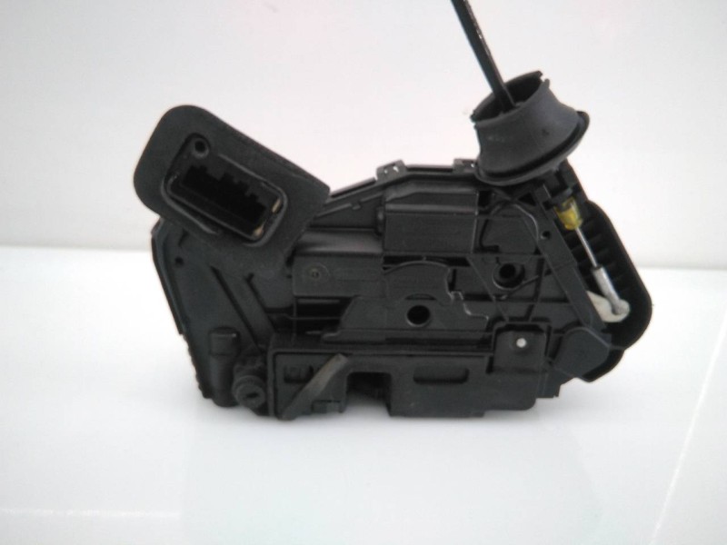 Recambio de cerradura puerta trasera izquierda para volkswagen golf vii lim. (5g1) referencia OEM IAM 45370180  E1-B6-12-1