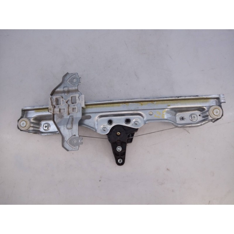 Recambio de elevalunas trasero derecho para renault kadjar zen referencia OEM IAM 827004EA0A C39784100 E1-A1-40-2
