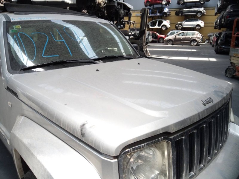Recambio de capot para jeep cherokee limited exclusive referencia OEM IAM   