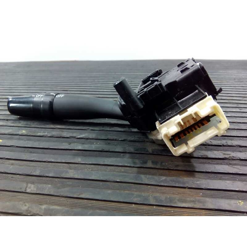 Recambio de mando intermitentes para toyota avensis berlina (t25) referencia OEM IAM 8414005110  E3-B2-8-5