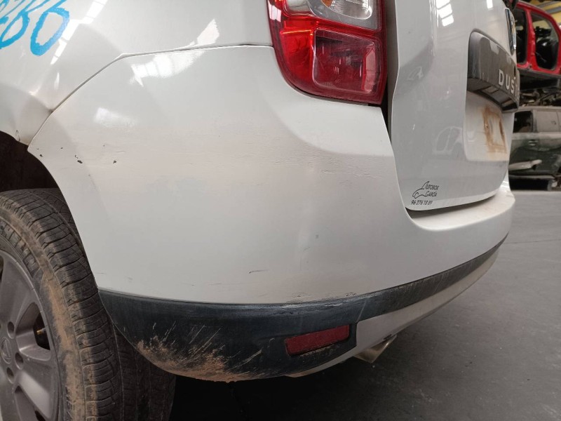 Recambio de paragolpes trasero para dacia duster ambience 4x2 referencia OEM IAM   