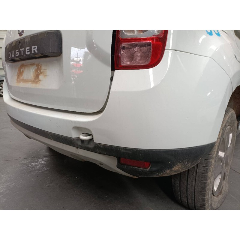 Recambio de paragolpes trasero para dacia duster ambience 4x2 referencia OEM IAM   