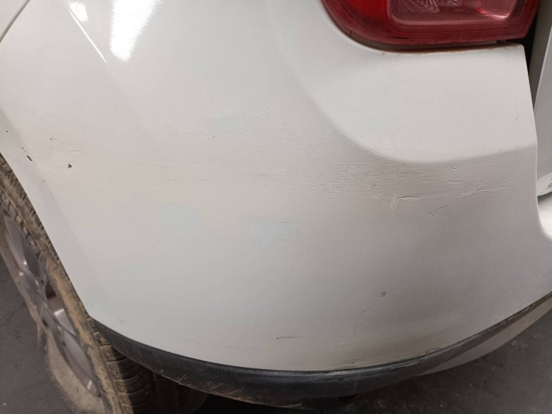 Recambio de paragolpes trasero para dacia duster ambience 4x2 referencia OEM IAM   