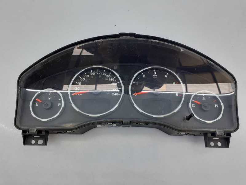 Recambio de cuadro instrumentos para jeep cherokee limited exclusive referencia OEM IAM P05172034AK  E3-B6-25-5