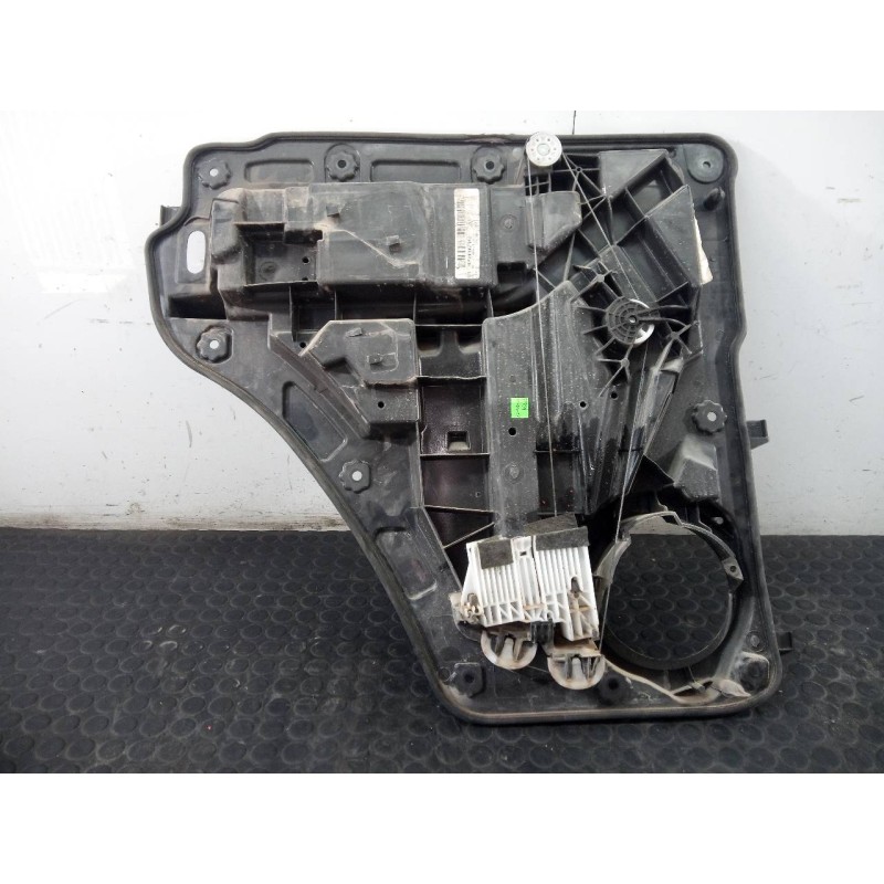 Recambio de elevalunas trasero derecho para jeep cherokee limited exclusive referencia OEM IAM 907335003452  P2-B4-23