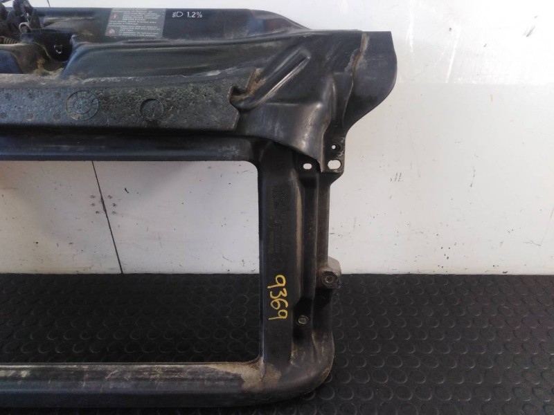 Recambio de frente para volkswagen golf iv berlina (1j1) conceptline referencia OEM IAM 1C0805594  P2-B4-38