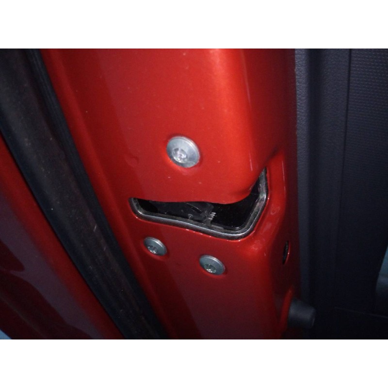 Recambio de cerradura puerta trasera izquierda para hyundai ioniq hybrid referencia OEM IAM   