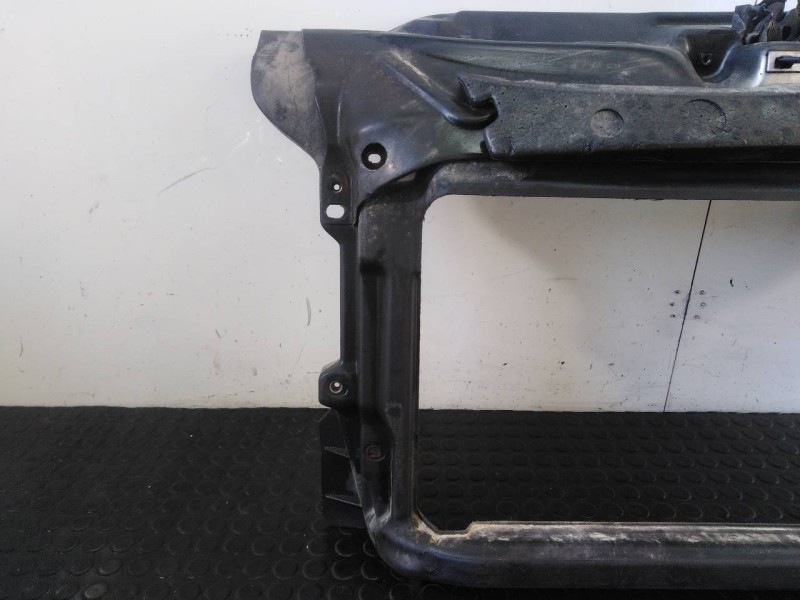 Recambio de frente para volkswagen golf iv berlina (1j1) conceptline referencia OEM IAM 1C0805594  P2-B4-38