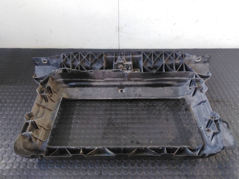 Recambio de frente para volkswagen golf iv berlina (1j1) conceptline referencia OEM IAM 1C0805594  P2-B4-38