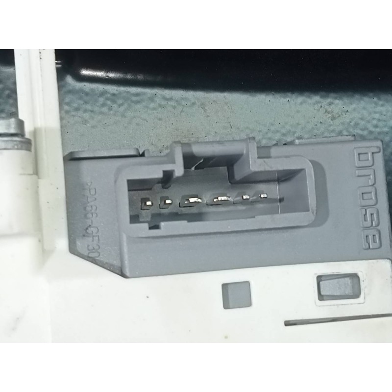 Recambio de elevalunas delantero derecho para land rover range rover sport v6 td hse referencia OEM IAM 995075  P2-B4-8