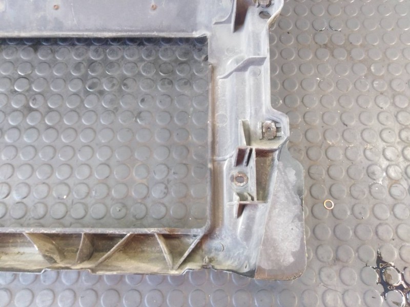 Recambio de frente para volkswagen golf iv berlina (1j1) conceptline referencia OEM IAM 1C0805594  P2-B4-38