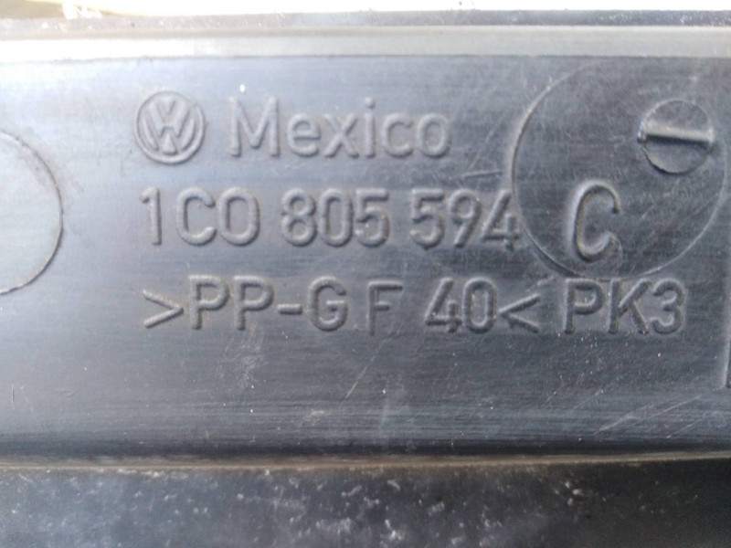 Recambio de frente para volkswagen golf iv berlina (1j1) conceptline referencia OEM IAM 1C0805594  P2-B4-38