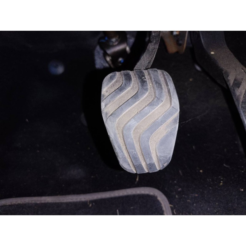 Recambio de pedal freno para renault kadjar zen referencia OEM IAM   
