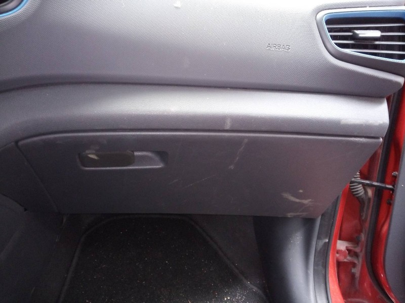 Recambio de guantera para hyundai ioniq hybrid referencia OEM IAM   