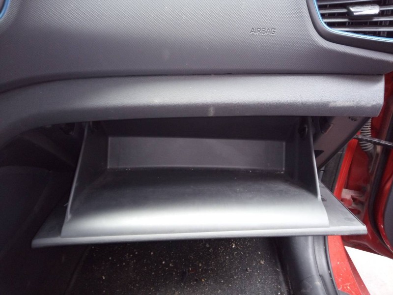 Recambio de guantera para hyundai ioniq hybrid referencia OEM IAM   