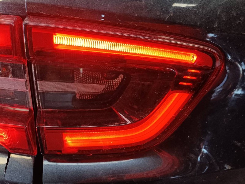 Recambio de piloto trasero izquierdo porton para renault kadjar zen referencia OEM IAM 90061332  E1-A1-31-2