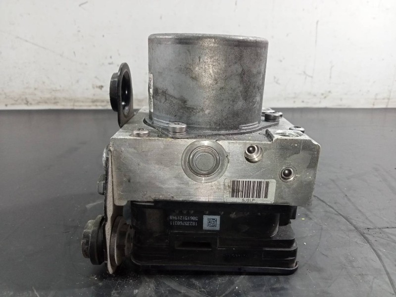 Recambio de abs para skoda rapid active referencia OEM IAM 6R0614517BQ  P3-B9-12-1