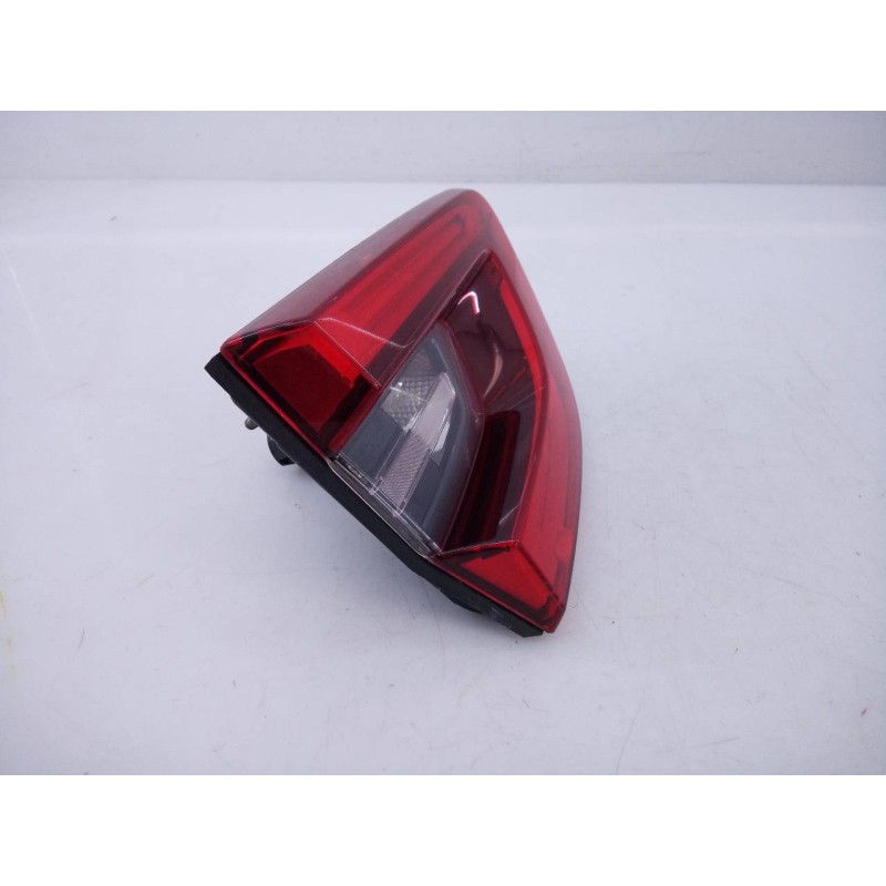 Recambio de piloto trasero izquierdo porton para renault kadjar zen referencia OEM IAM 90061332  E1-A1-31-2