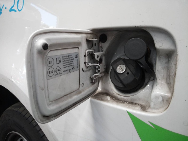Recambio de tapa exterior combustible para volkswagen caddy furgón/kombi furgón business bmt referencia OEM IAM   
